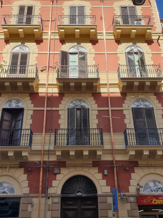 B&B Royal Palermo Bagian luar foto